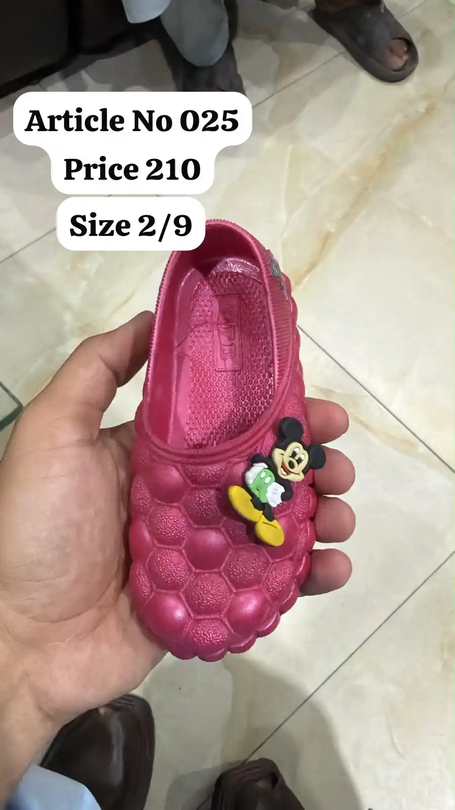 Article 025 pink children's closed plastic clog